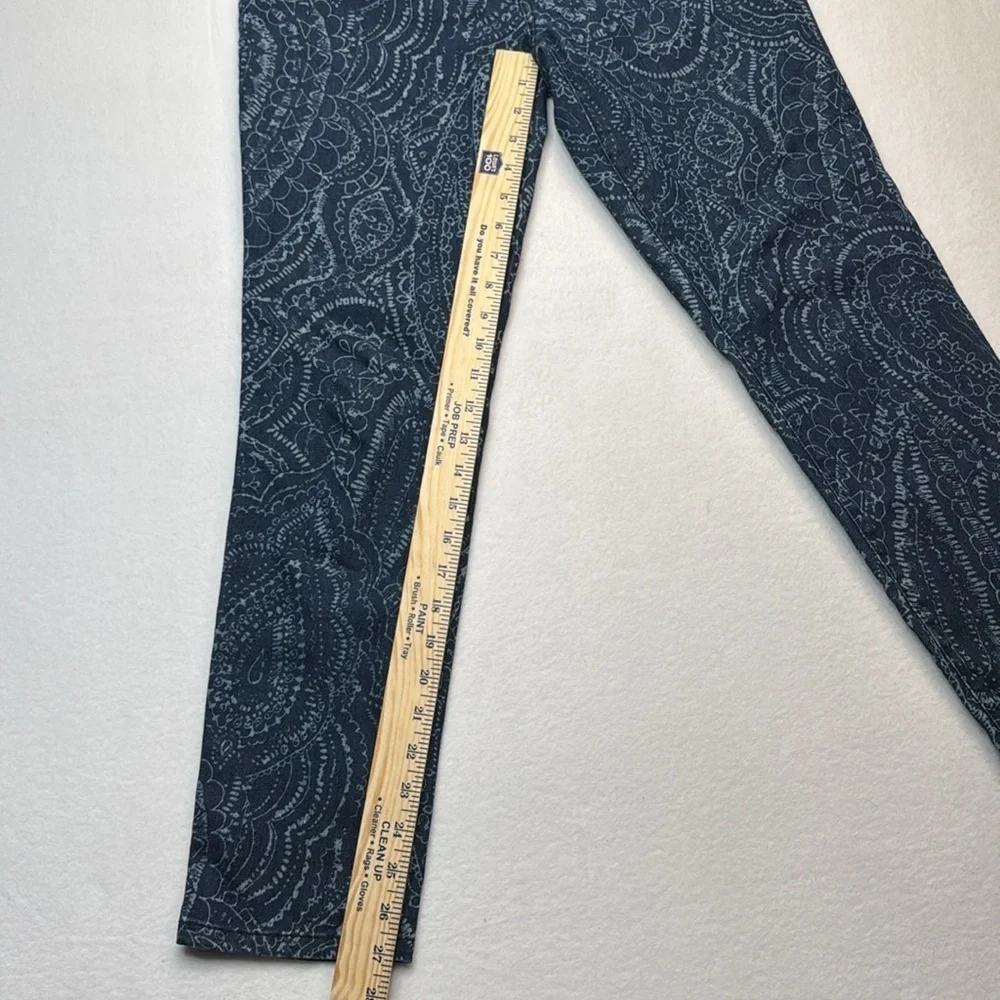 Chico’s Platinum Denim Paisley Ankle Jeans CHICOS 0 or size 4 / 6 XS blue